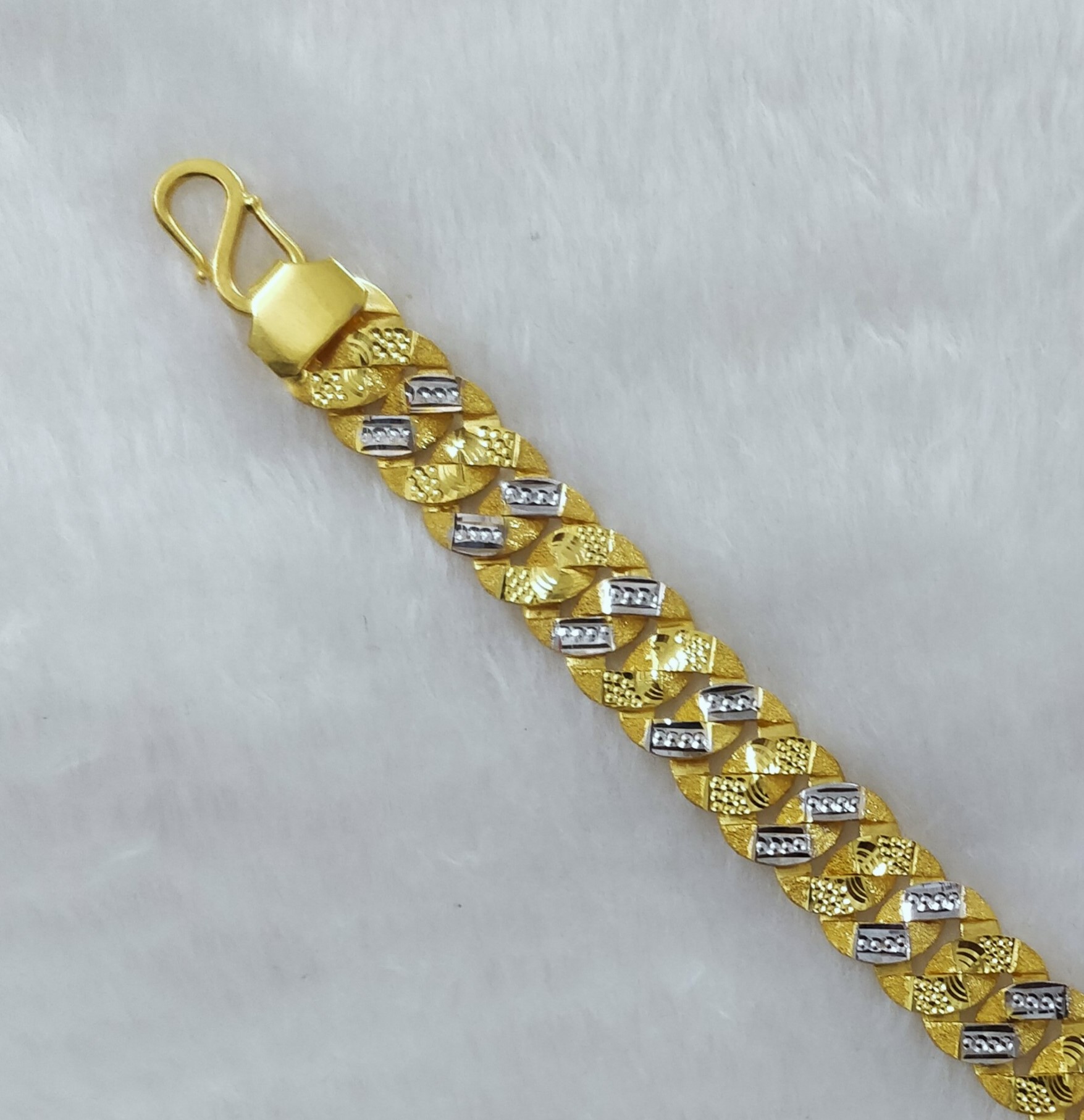 916 Gold Fancy Gent's Lucky