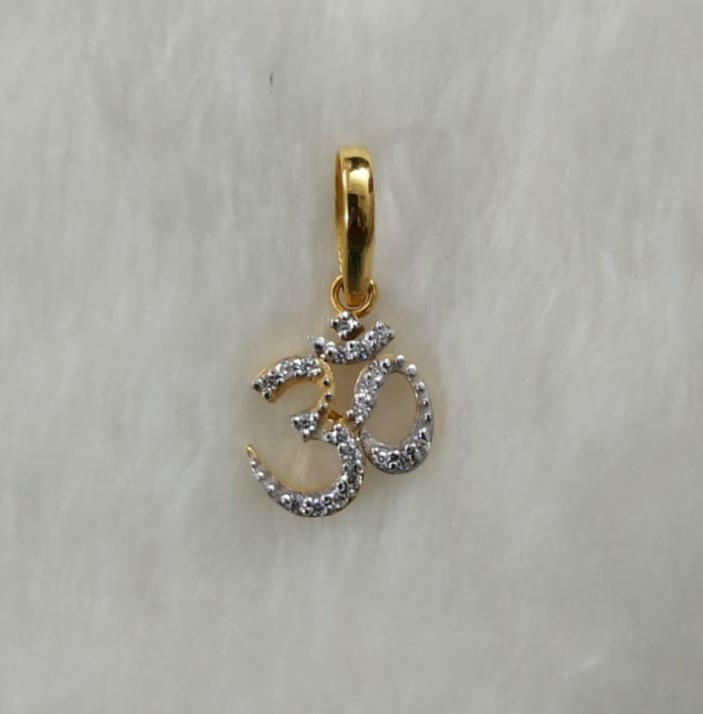916 Gold Fancy Om Pendant