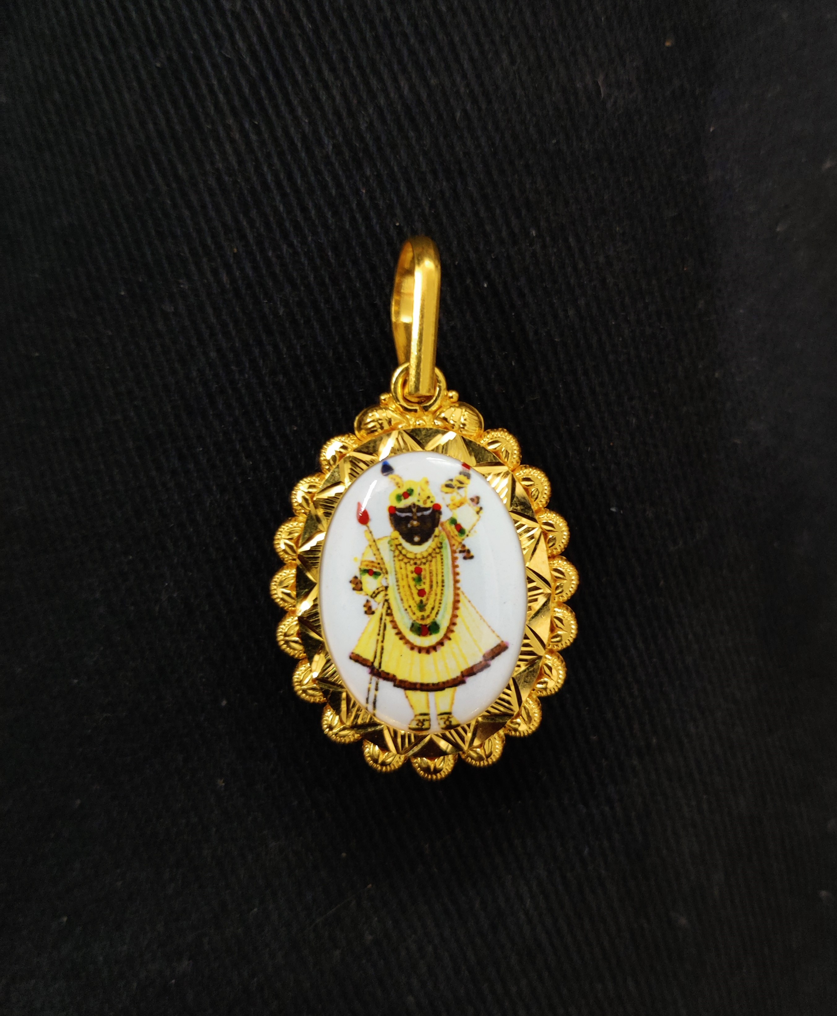 916 Gold Shreenathji Photo Frame Pendant