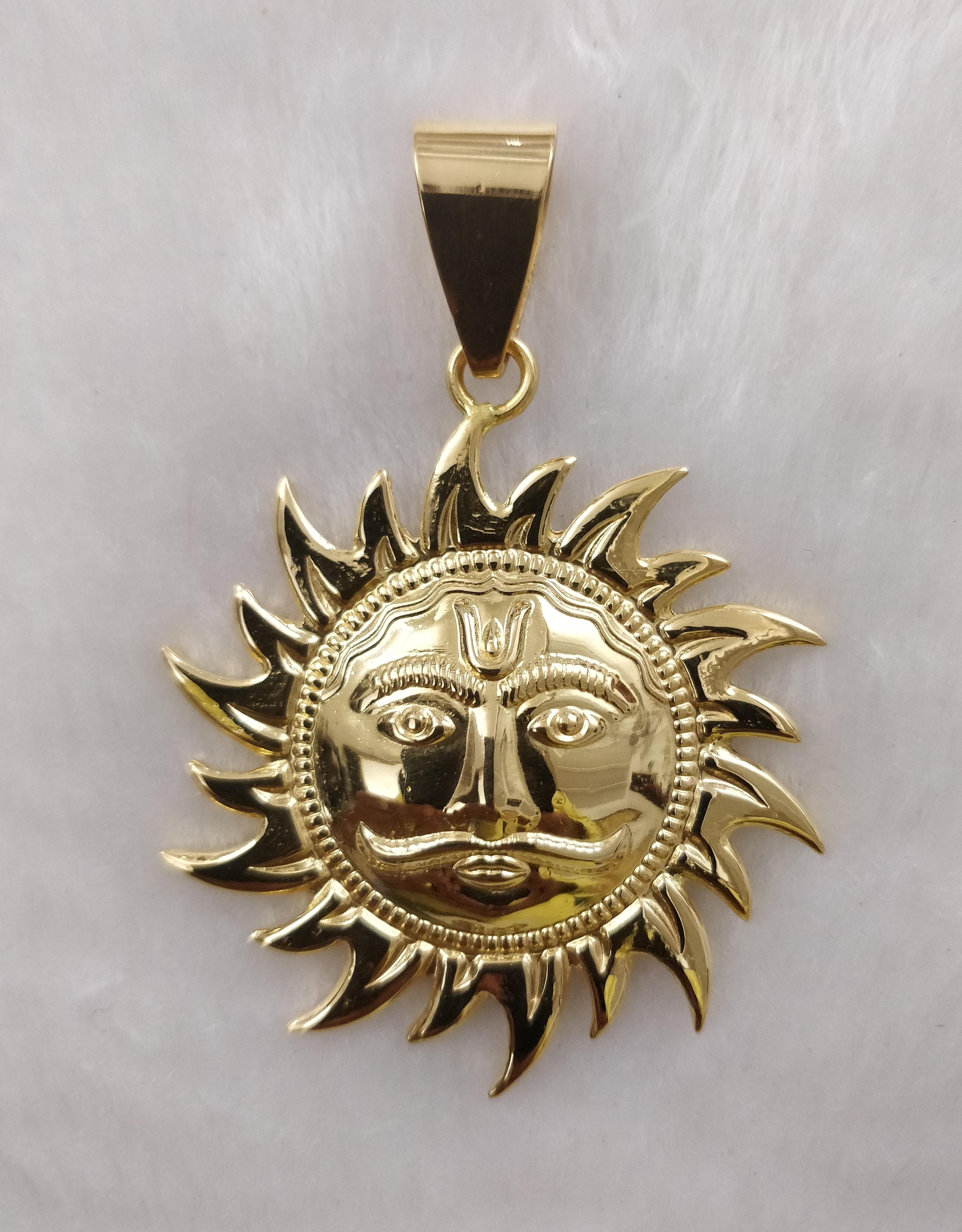 916 Gold Surya Pendant
