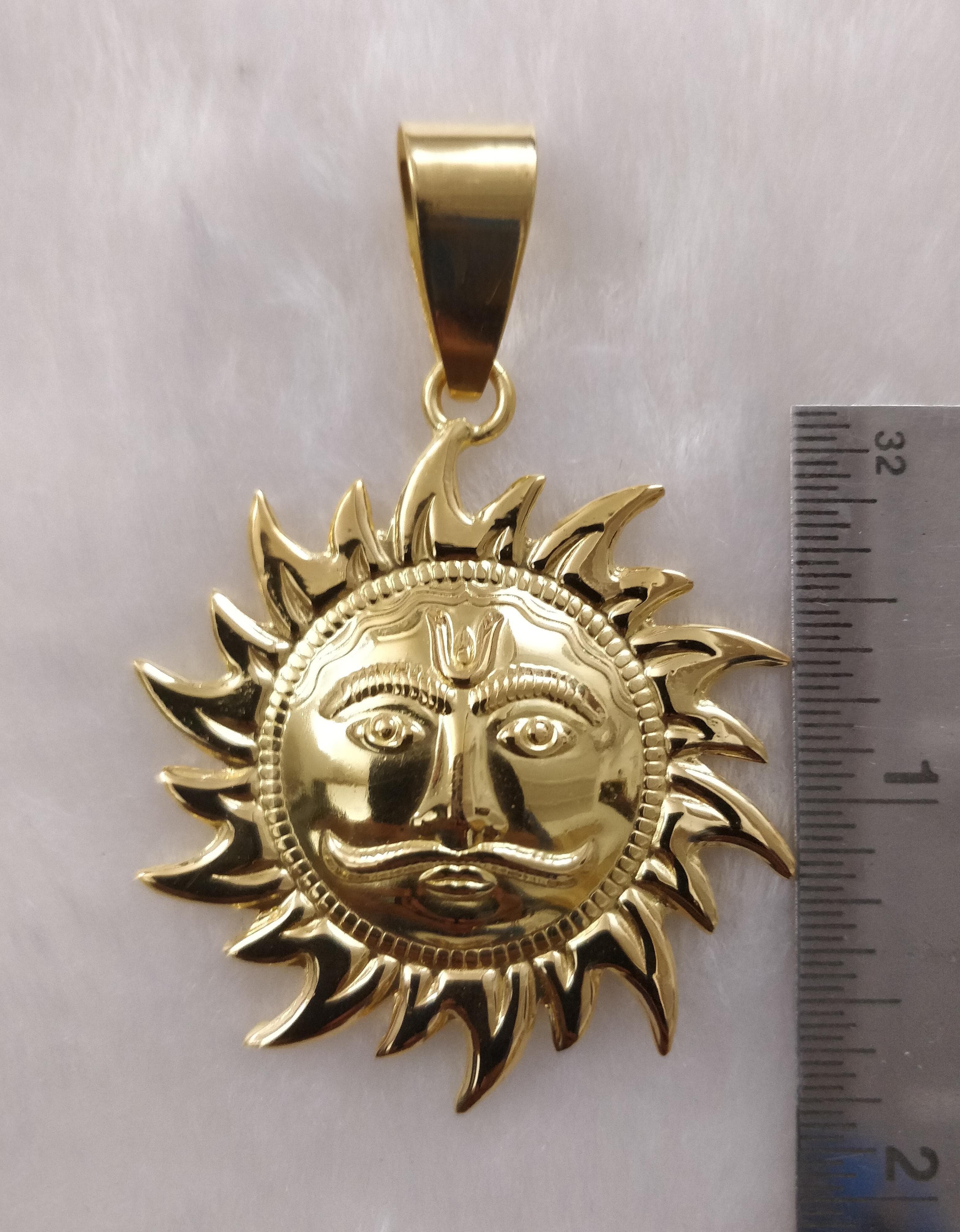 916 Gold Surya Pendant
