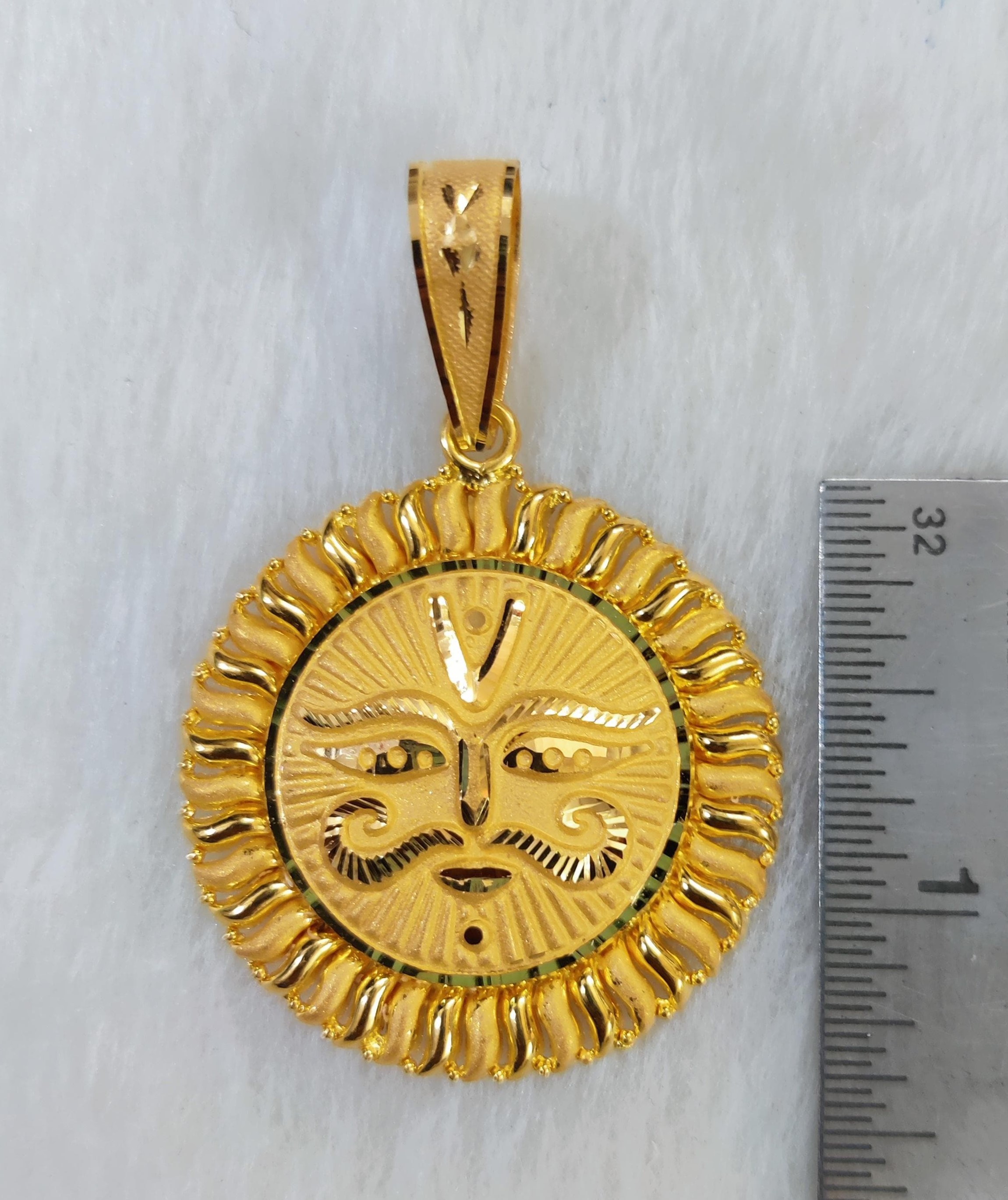 916 Gold Surya Pendant