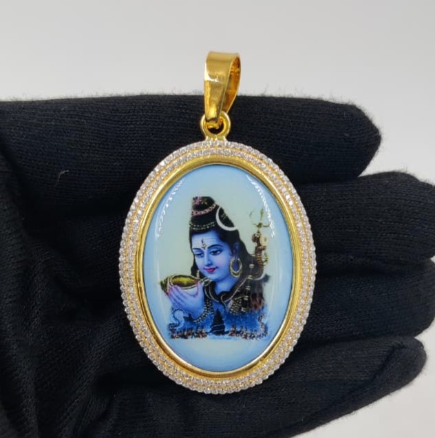 916 Gold Shankar Bhagavan Photo Pendant